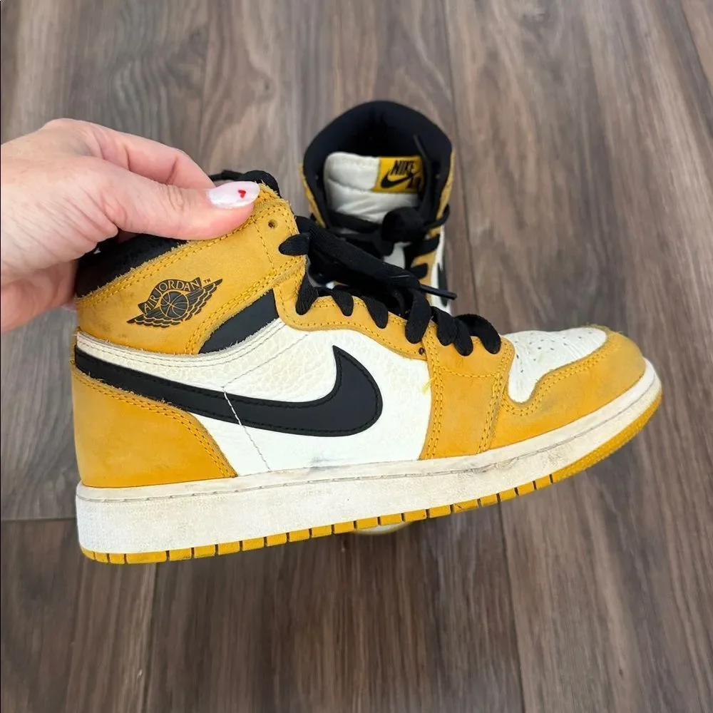 NIKE - Jordan 1 Retro - FD1437-701